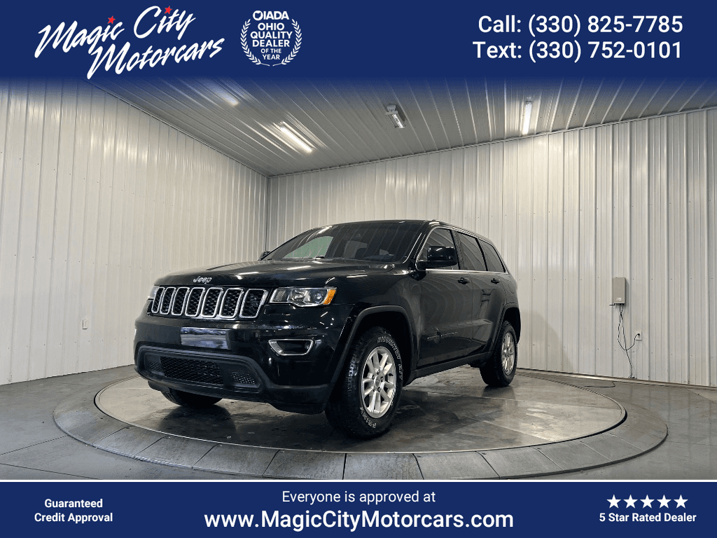 2020 Jeep Grand Cherokee Laredo - Main Image