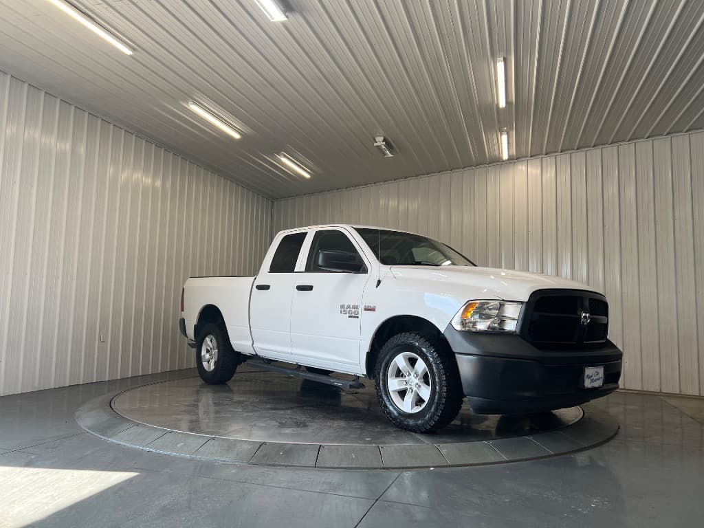 2023 Ram 1500 Classic Tradesman - Image 3